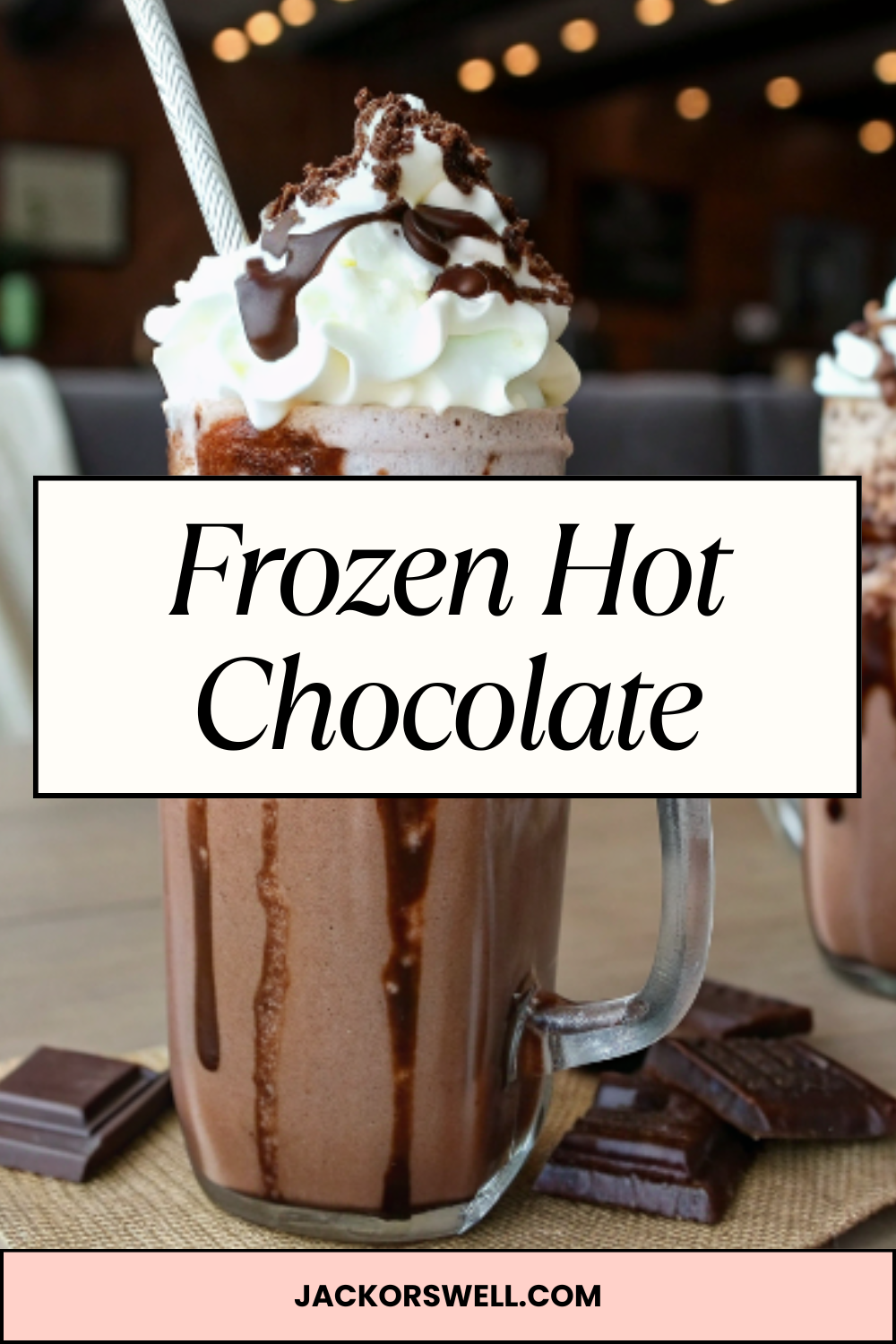 Frozen Hot Chocolate – Creamy, Frosty & Decadently Chocolatey Bliss in a Glass
